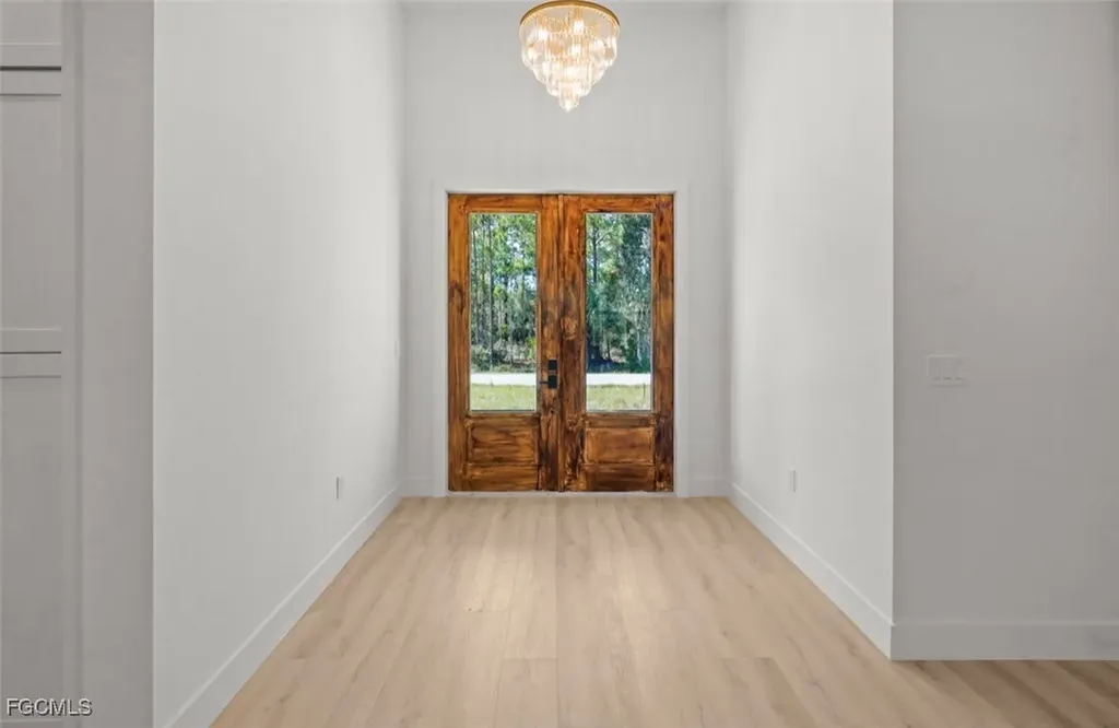 2310 Columbus Avenue Alva FL 33920