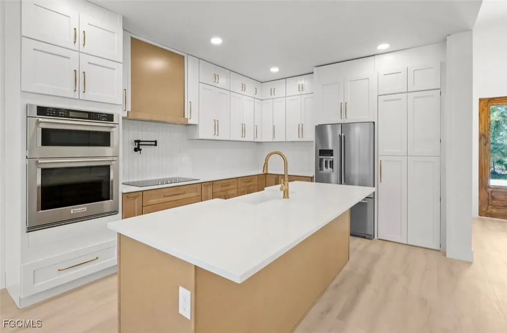 2310 Columbus Avenue Alva FL 33920