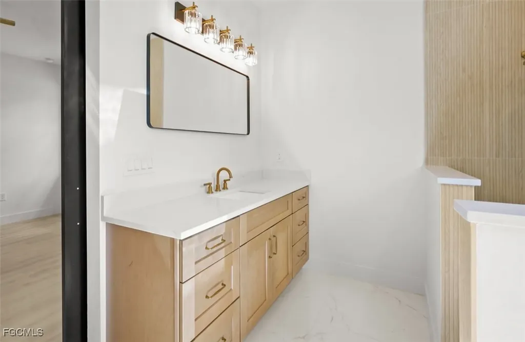 2310 Columbus Avenue Alva FL 33920