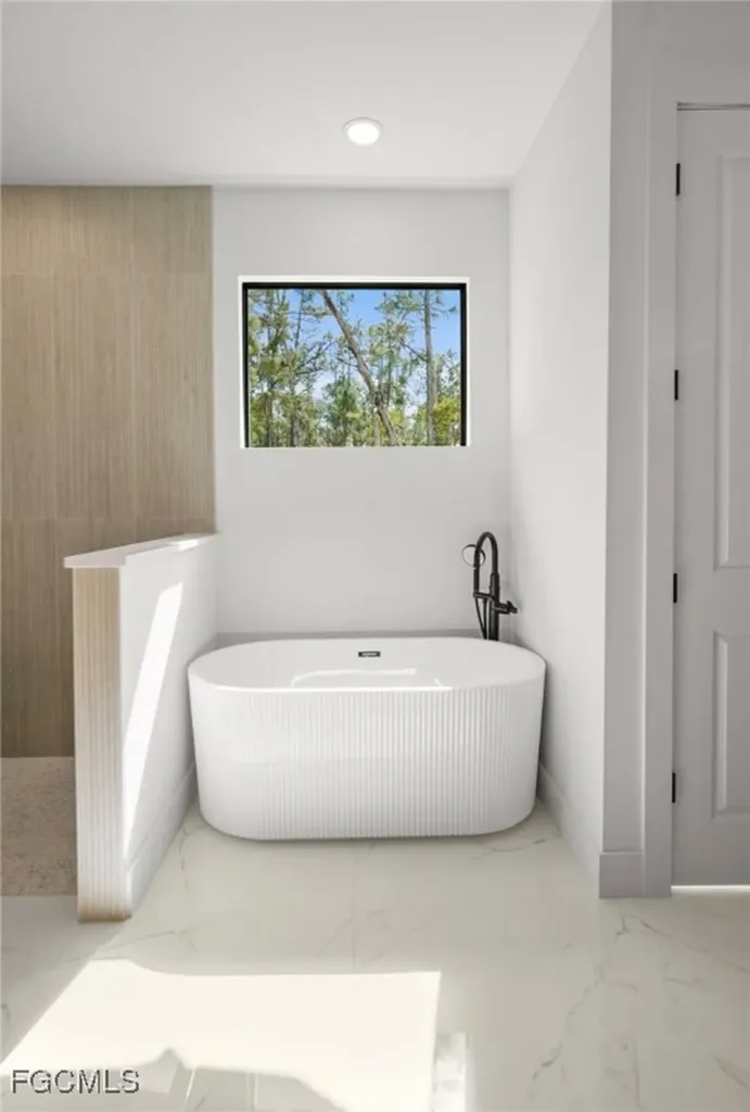 2310 Columbus Avenue Alva FL 33920