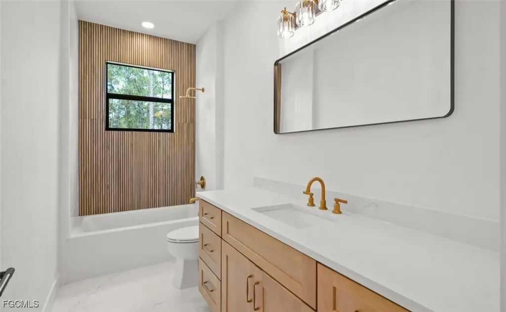 2310 Columbus Avenue Alva FL 33920