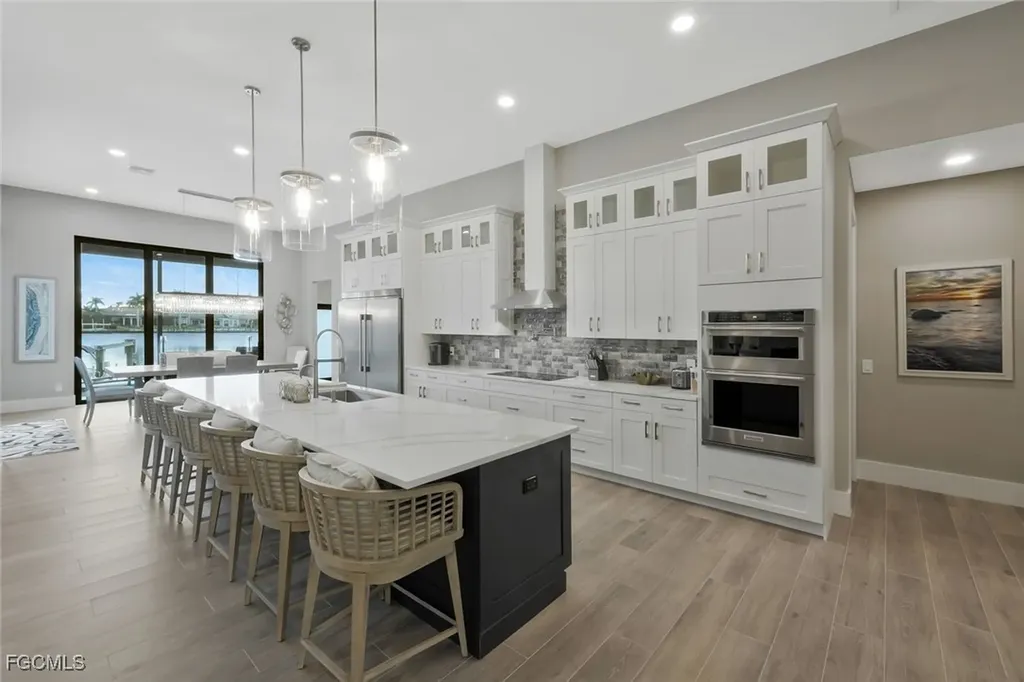 1812 Lagoon Lane Cape Coral FL 33914