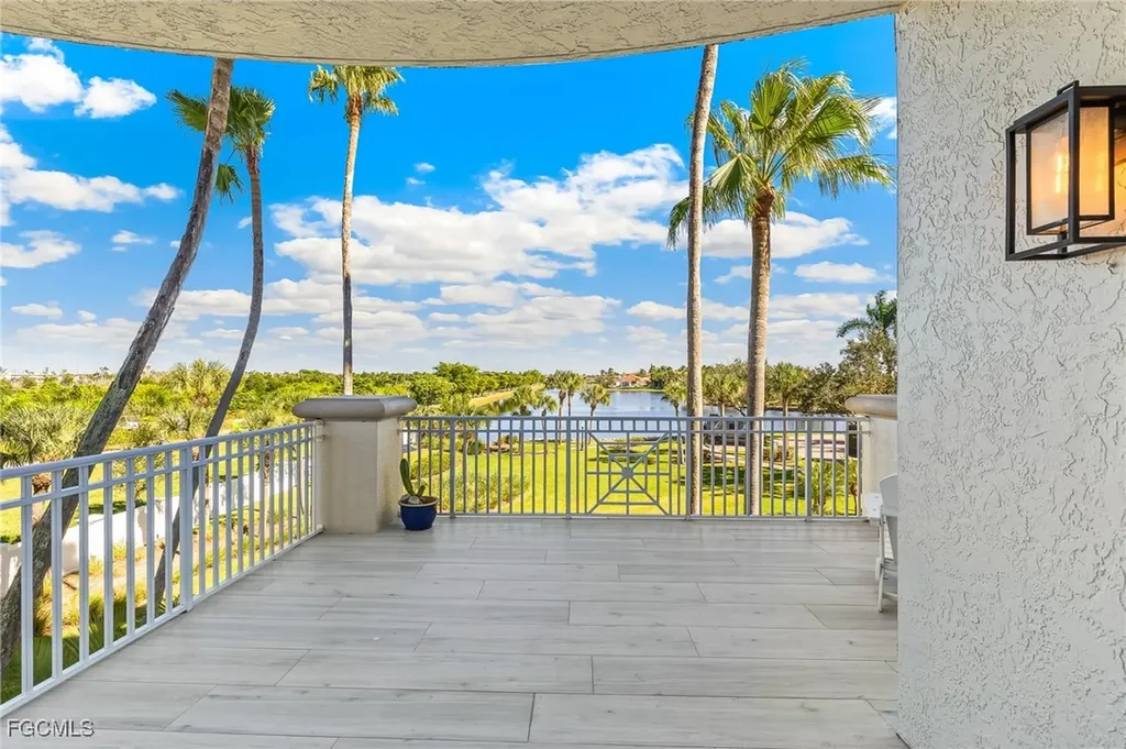 14200 Royal Harbour Court Fort Myers FL 33908