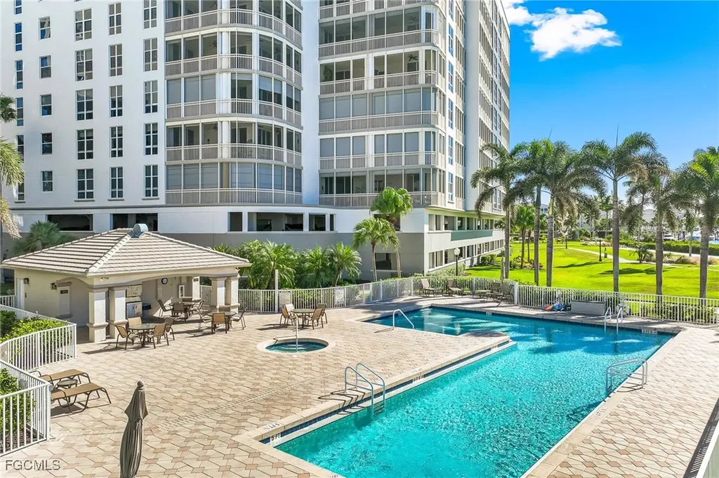 14200 Royal Harbour Court Fort Myers FL 33908