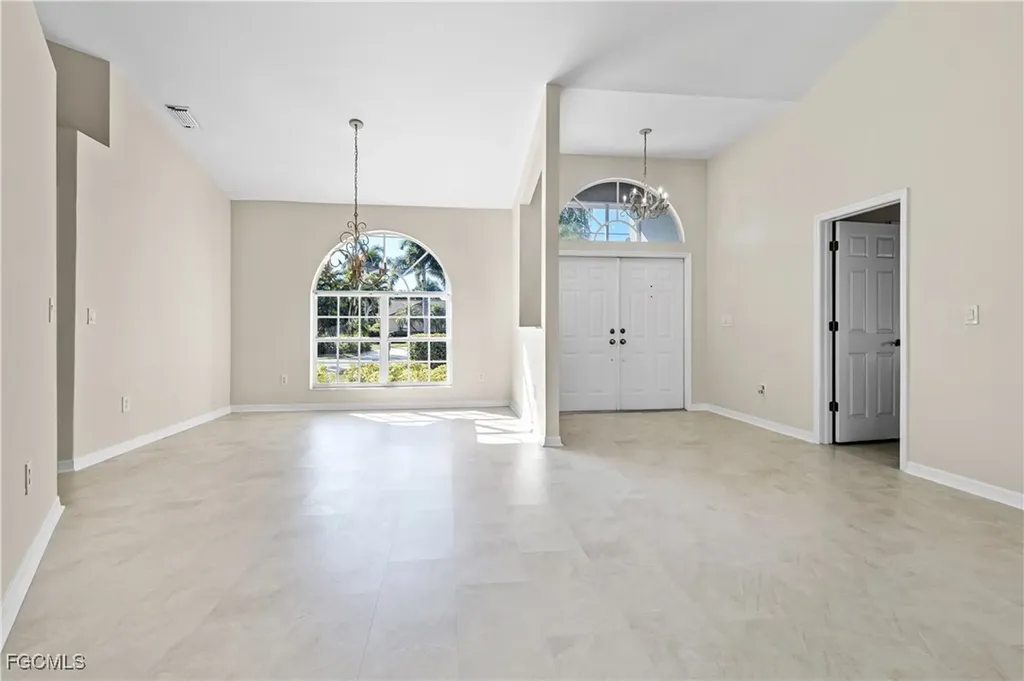 1125 SW 52nd Street Cape Coral FL 33914