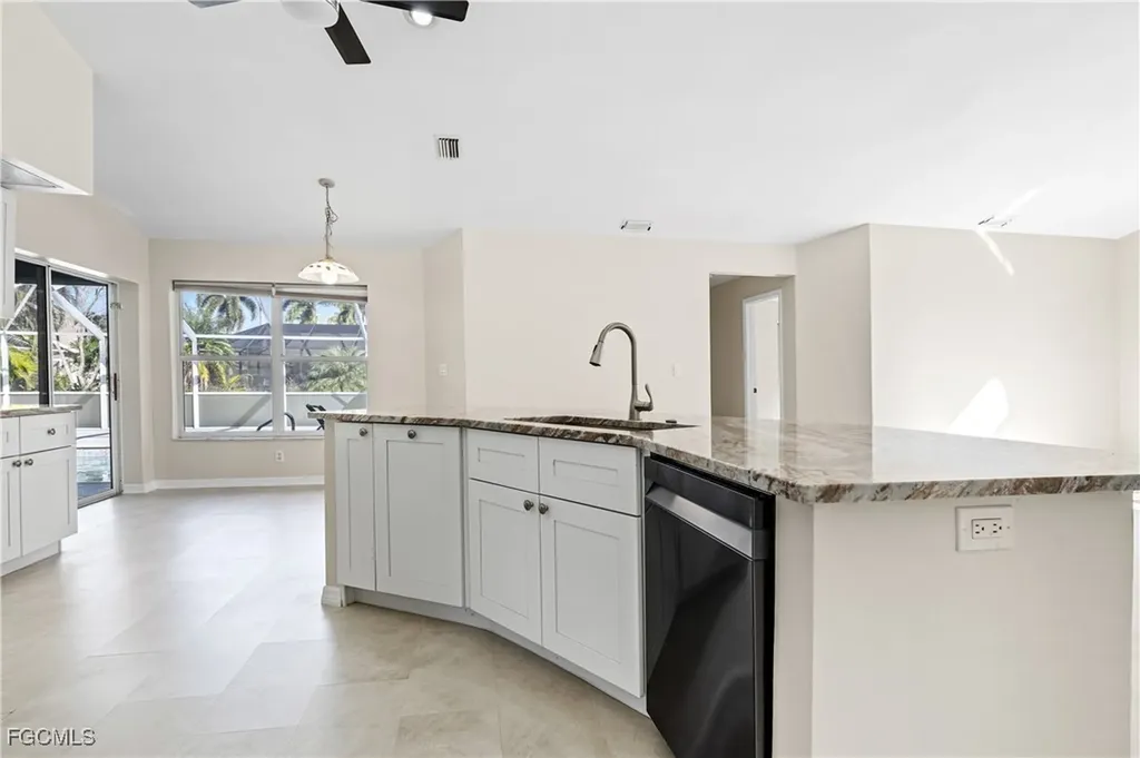 1125 SW 52nd Street Cape Coral FL 33914