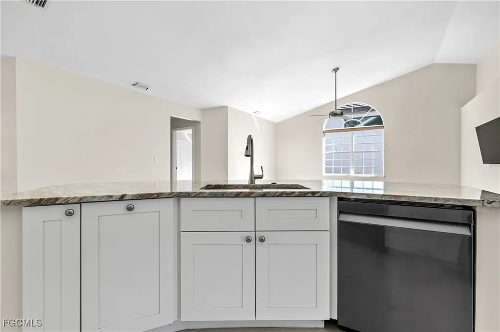 1125 SW 52nd Street Cape Coral FL 33914