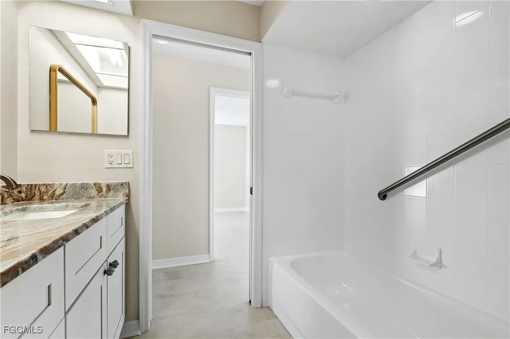 1125 SW 52nd Street Cape Coral FL 33914