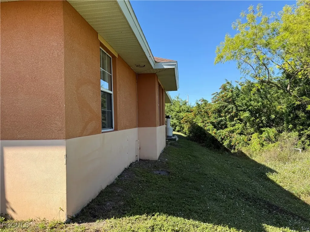633 Alabama Road S Lehigh Acres FL 33974