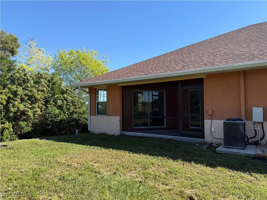 633 Alabama Road S Lehigh Acres FL 33974
