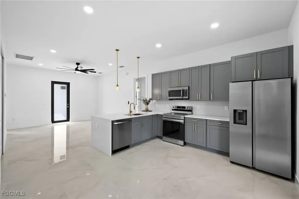 347 Rancho Avenue Lehigh Acres FL 33974