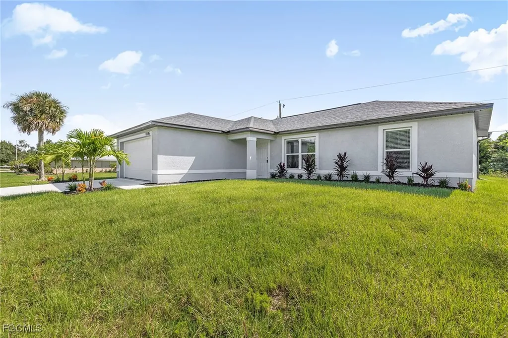 2814 NW 28th Avenue Cape Coral FL 33993