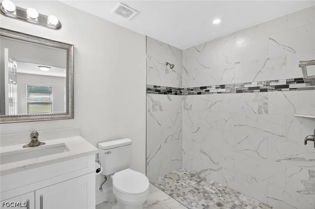 2814 NW 28th Avenue Cape Coral FL 33993