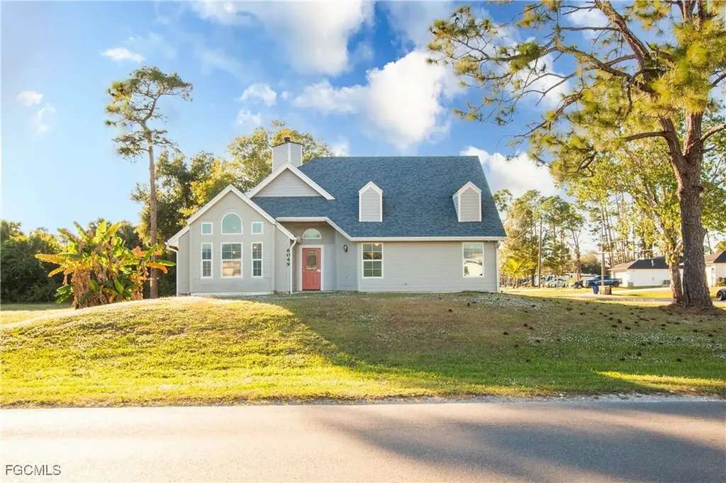 6049 Stratton Road Fort Myers FL 33905