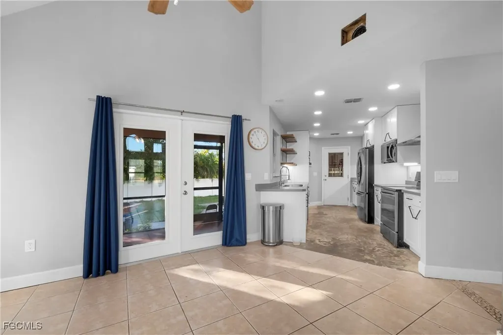 6049 Stratton Road Fort Myers FL 33905