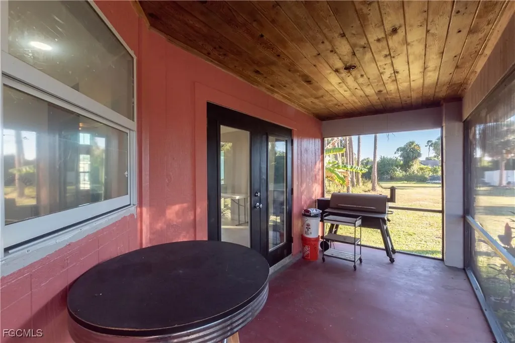 6049 Stratton Road Fort Myers FL 33905