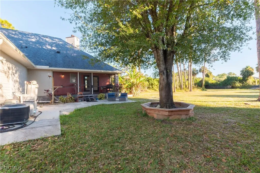 6049 Stratton Road Fort Myers FL 33905