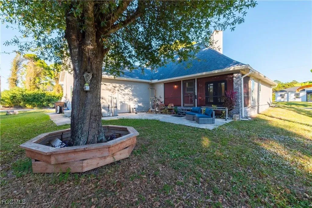 6049 Stratton Road Fort Myers FL 33905