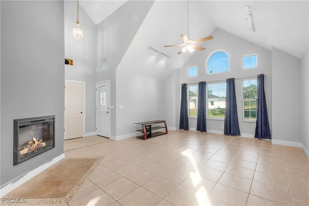 6049 Stratton Road Fort Myers FL 33905