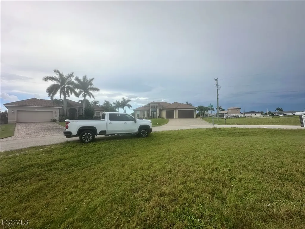 1000 NW 36th Place Cape Coral FL 33993