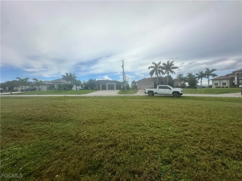1000 NW 36th Place Cape Coral FL 33993
