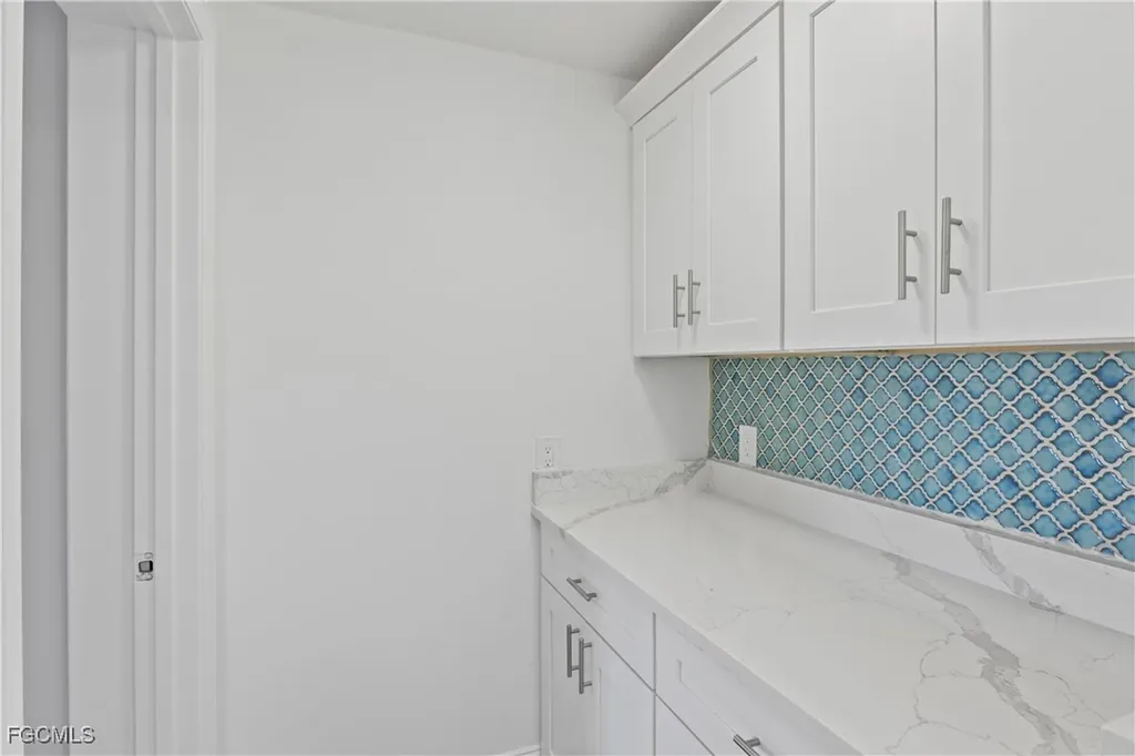 2631 Bayshore Drive Matlacha FL 33993