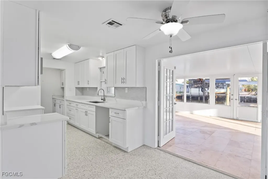 2631 Bayshore Drive Matlacha FL 33993
