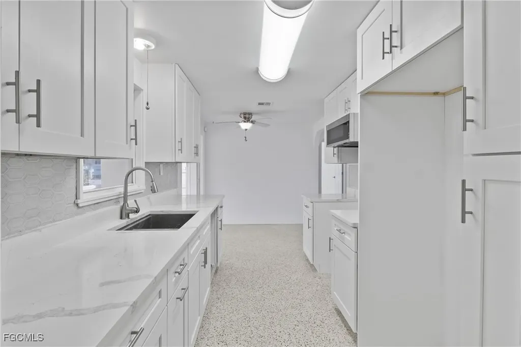 2631 Bayshore Drive Matlacha FL 33993