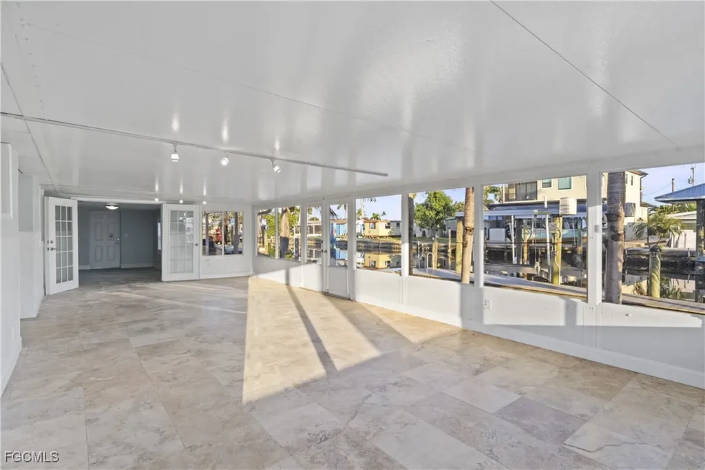 2631 Bayshore Drive Matlacha FL 33993