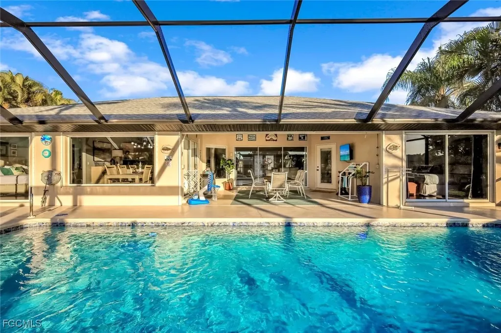 4934 SW 2nd Place Cape Coral FL 33914