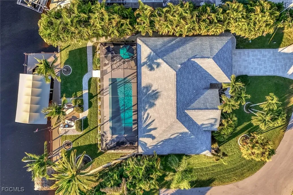 4934 SW 2nd Place Cape Coral FL 33914