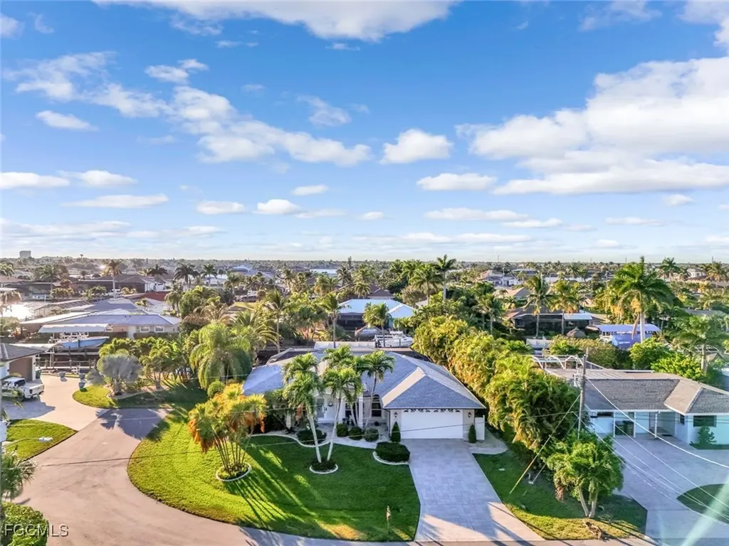 4934 SW 2nd Place Cape Coral FL 33914