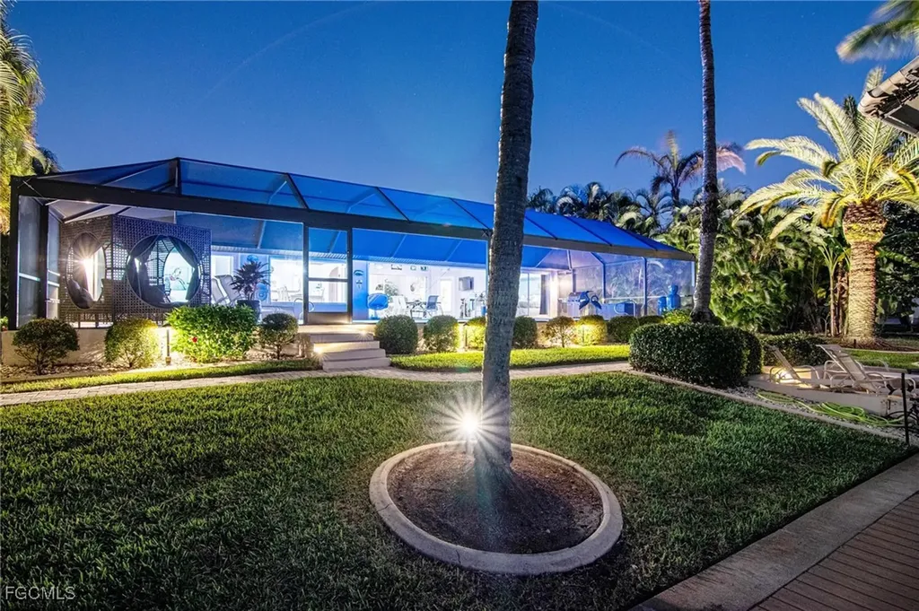 4934 SW 2nd Place Cape Coral FL 33914