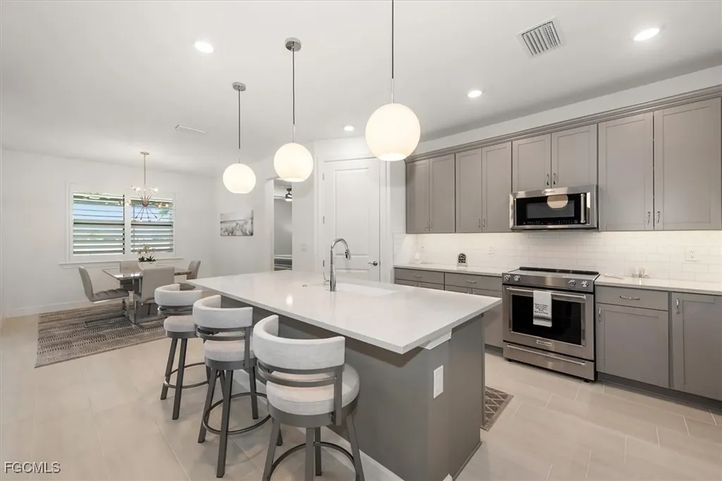 16210 Bacopa Drive Alva FL 33920