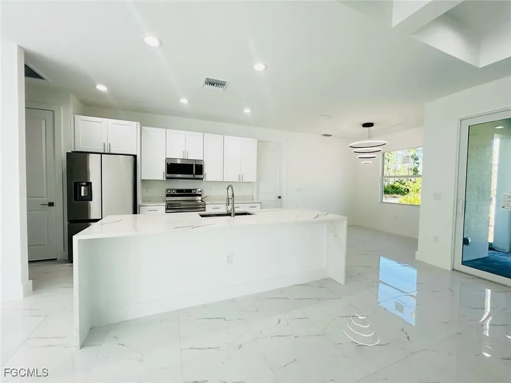 3601 E 9th Street Lehigh Acres FL 33972
