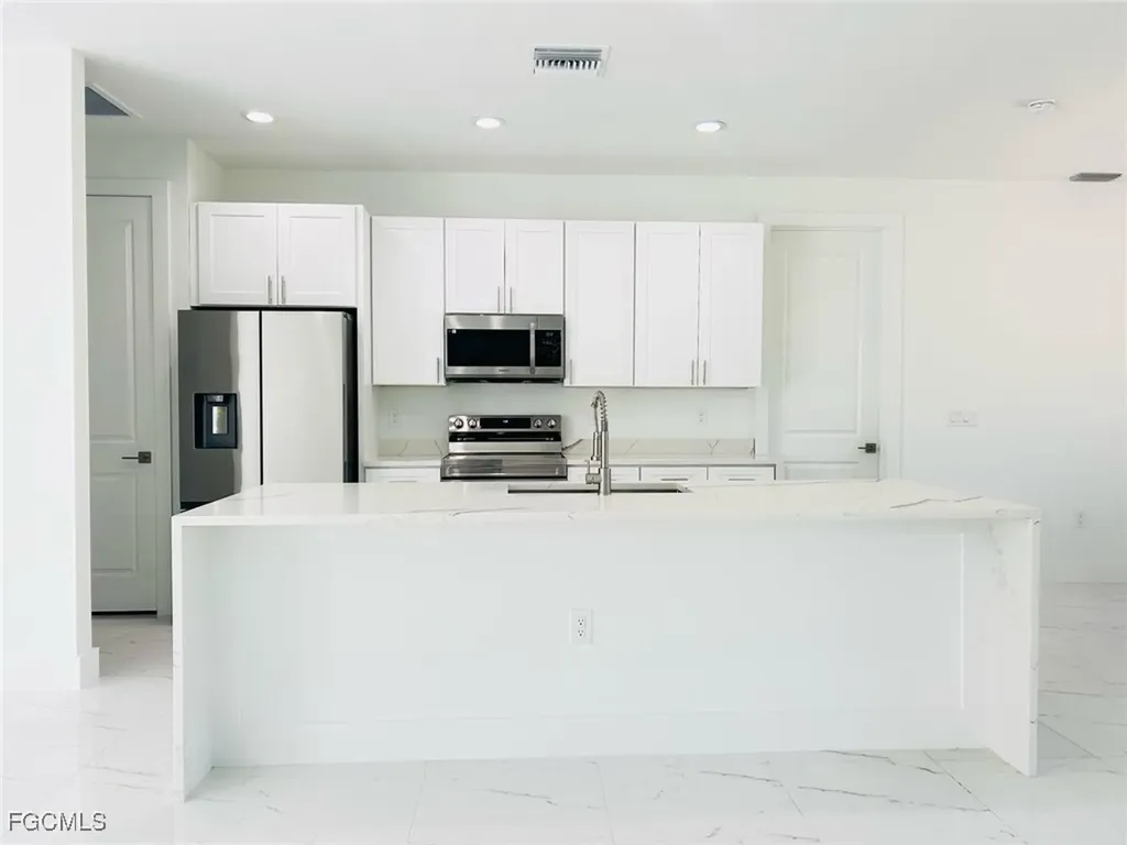 3601 E 9th Street Lehigh Acres FL 33972