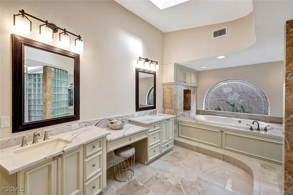 16937 Timberlakes Drive Fort Myers FL 33908