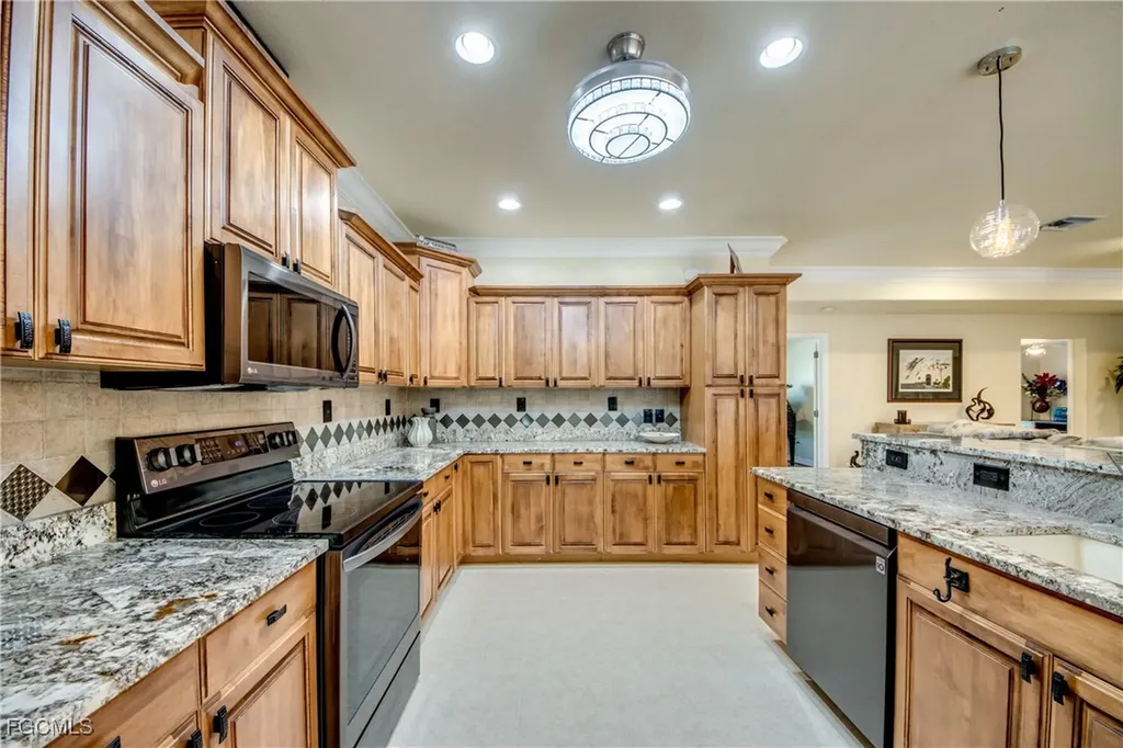 1584 Woodwind Court Fort Myers FL 33919