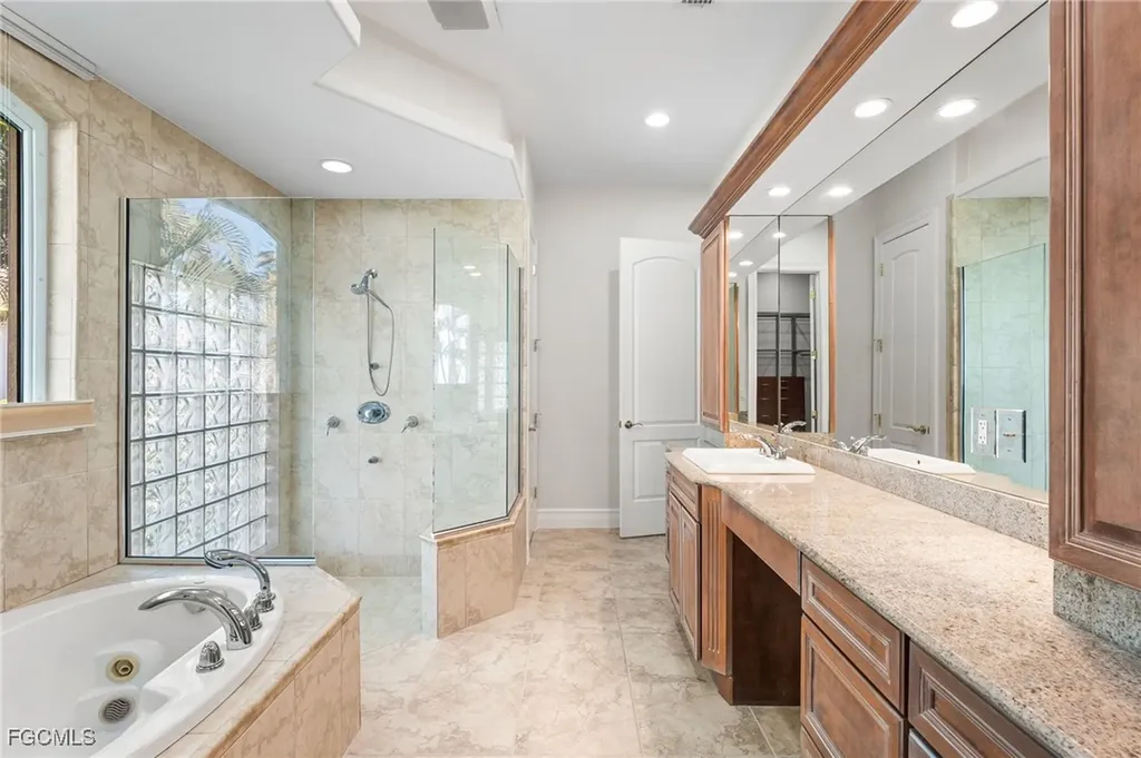 15600 Catalpa Cove Drive Fort Myers FL 33908