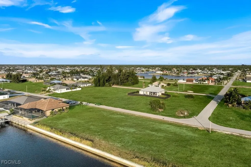 2804 NW 46th Avenue Cape Coral FL 33993