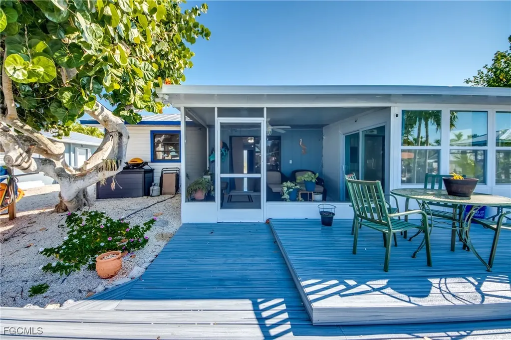 16221 Buccaneer Street Bokeelia FL 33922