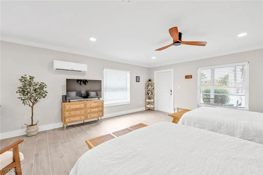 113-119 Fairweather Lane Fort Myers Beach FL 33931