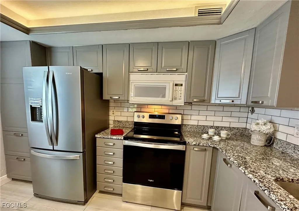 2828 Jackson Street Fort Myers FL 33901