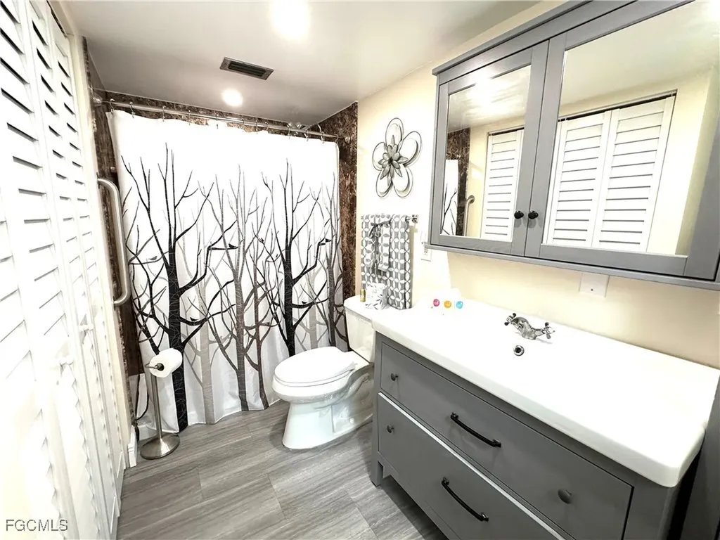 2828 Jackson Street Fort Myers FL 33901