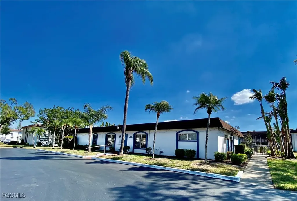 2828 Jackson Street Fort Myers FL 33901
