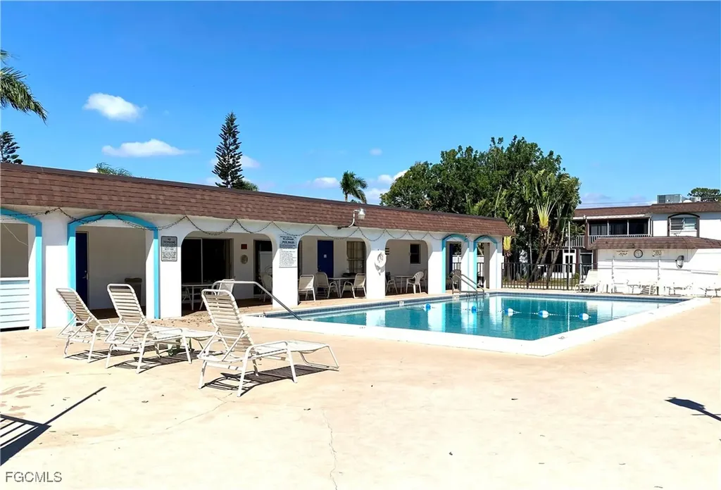 2828 Jackson Street Fort Myers FL 33901