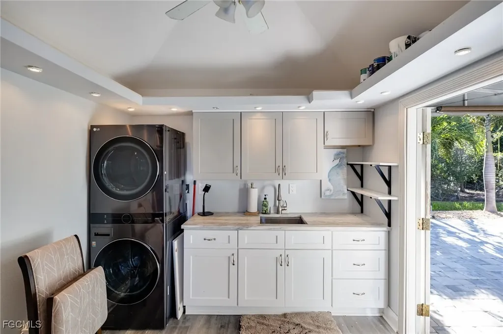 5846 Burrwood Court E Fort Myers FL 33905