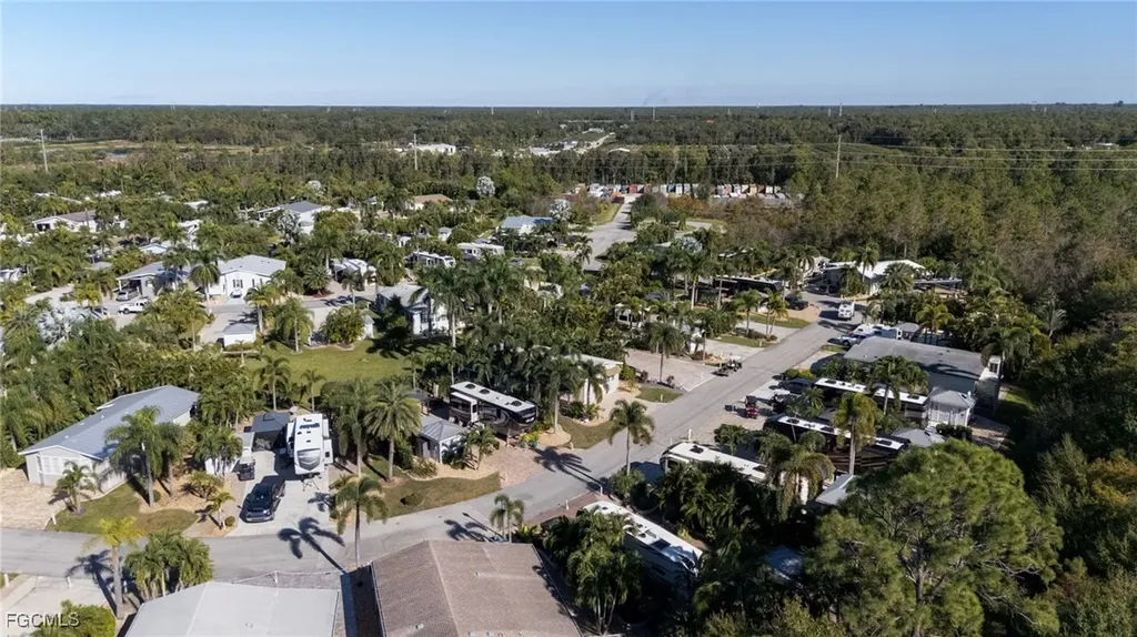 5846 Burrwood Court E Fort Myers FL 33905