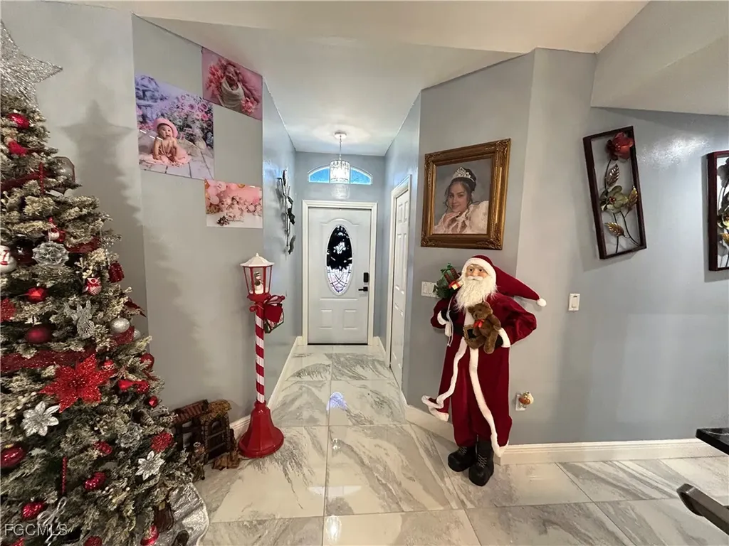 3907 16th Street W Lehigh Acres FL 33971
