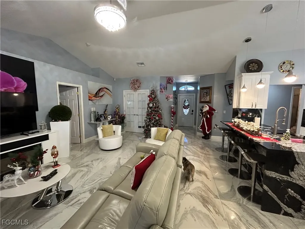 3907 16th Street W Lehigh Acres FL 33971
